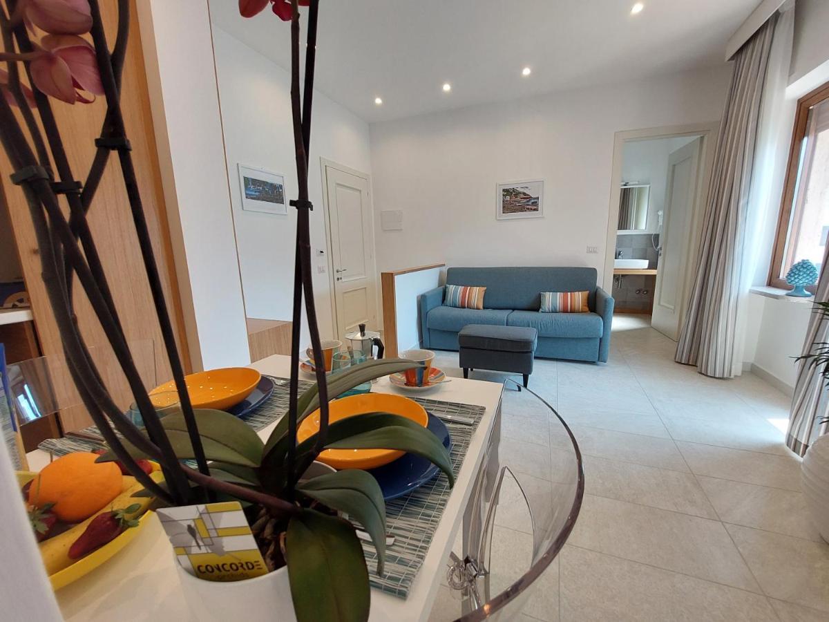 Mistral Luxury Suites Sorrent Exterior foto