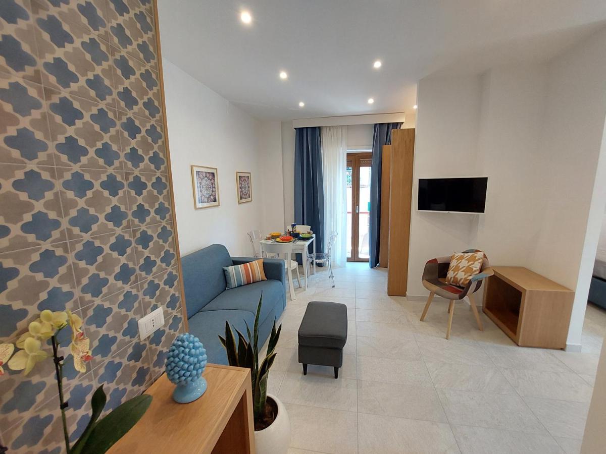Mistral Luxury Suites Sorrent Exterior foto