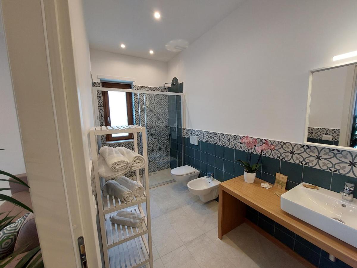 Mistral Luxury Suites Sorrent Exterior foto