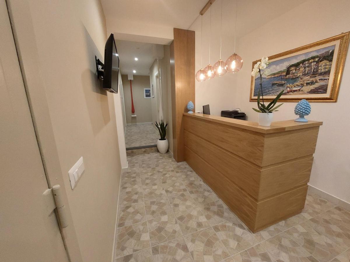 Mistral Luxury Suites Sorrent Exterior foto